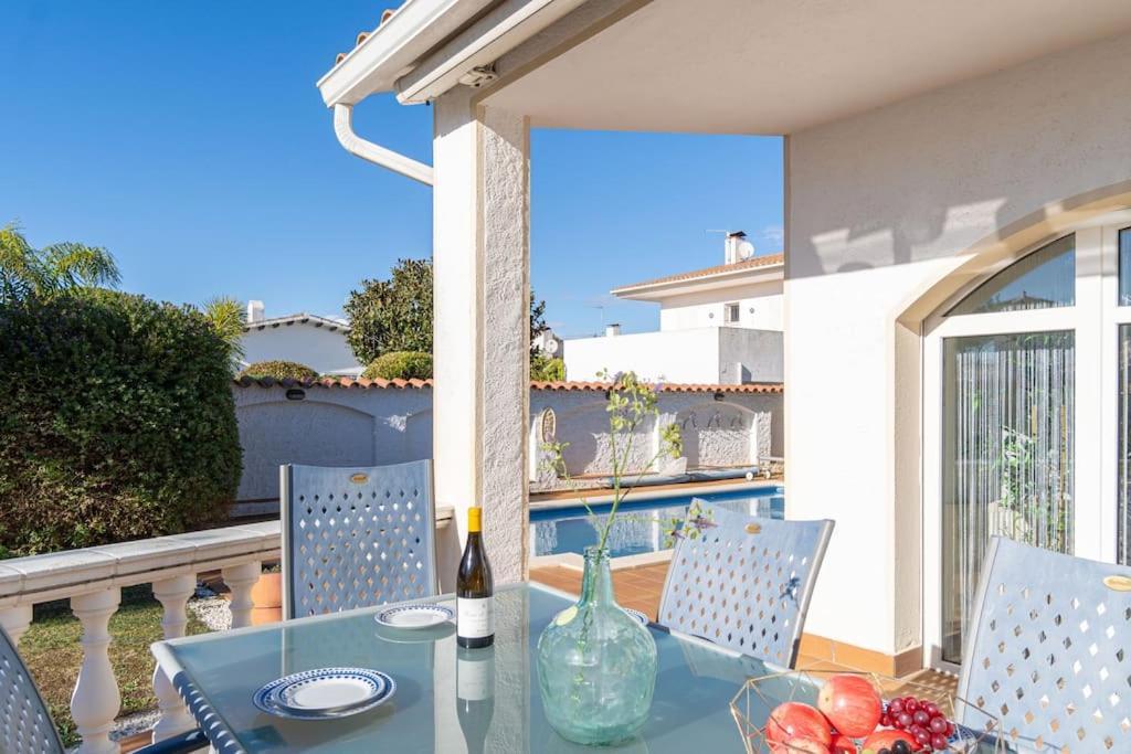 אמפוריבראבה Sm21-Gran Casa De Vacaciones En La Playa, 4 Habitaciones, Climatizada, Piscina, Barbacoa Y Wifi מראה חיצוני תמונה