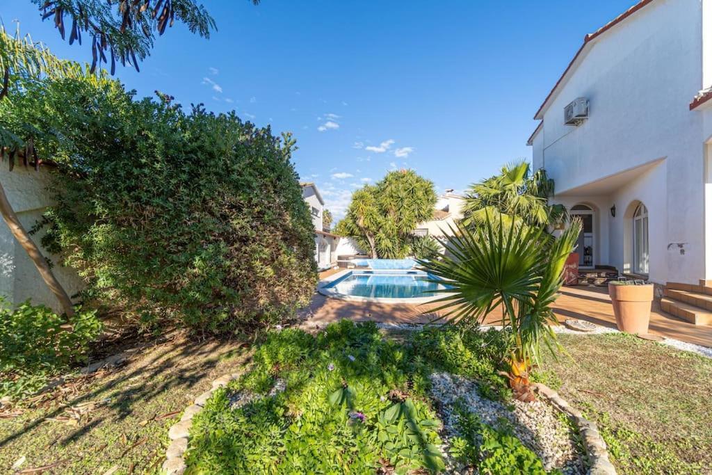 אמפוריבראבה Sm21-Gran Casa De Vacaciones En La Playa, 4 Habitaciones, Climatizada, Piscina, Barbacoa Y Wifi מראה חיצוני תמונה