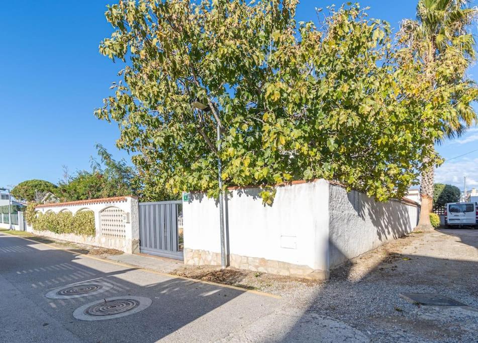 אמפוריבראבה Sm21-Gran Casa De Vacaciones En La Playa, 4 Habitaciones, Climatizada, Piscina, Barbacoa Y Wifi מראה חיצוני תמונה